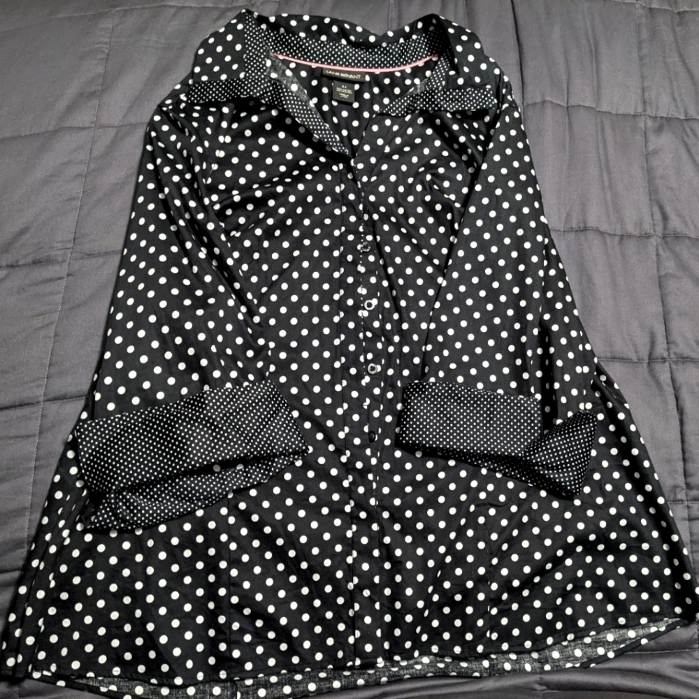 Black and white polka dot Lane Bryant dress shirt